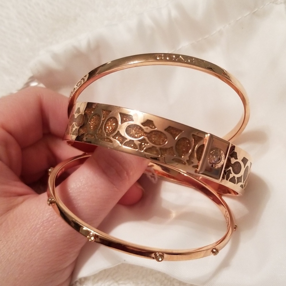 Coach bangle set